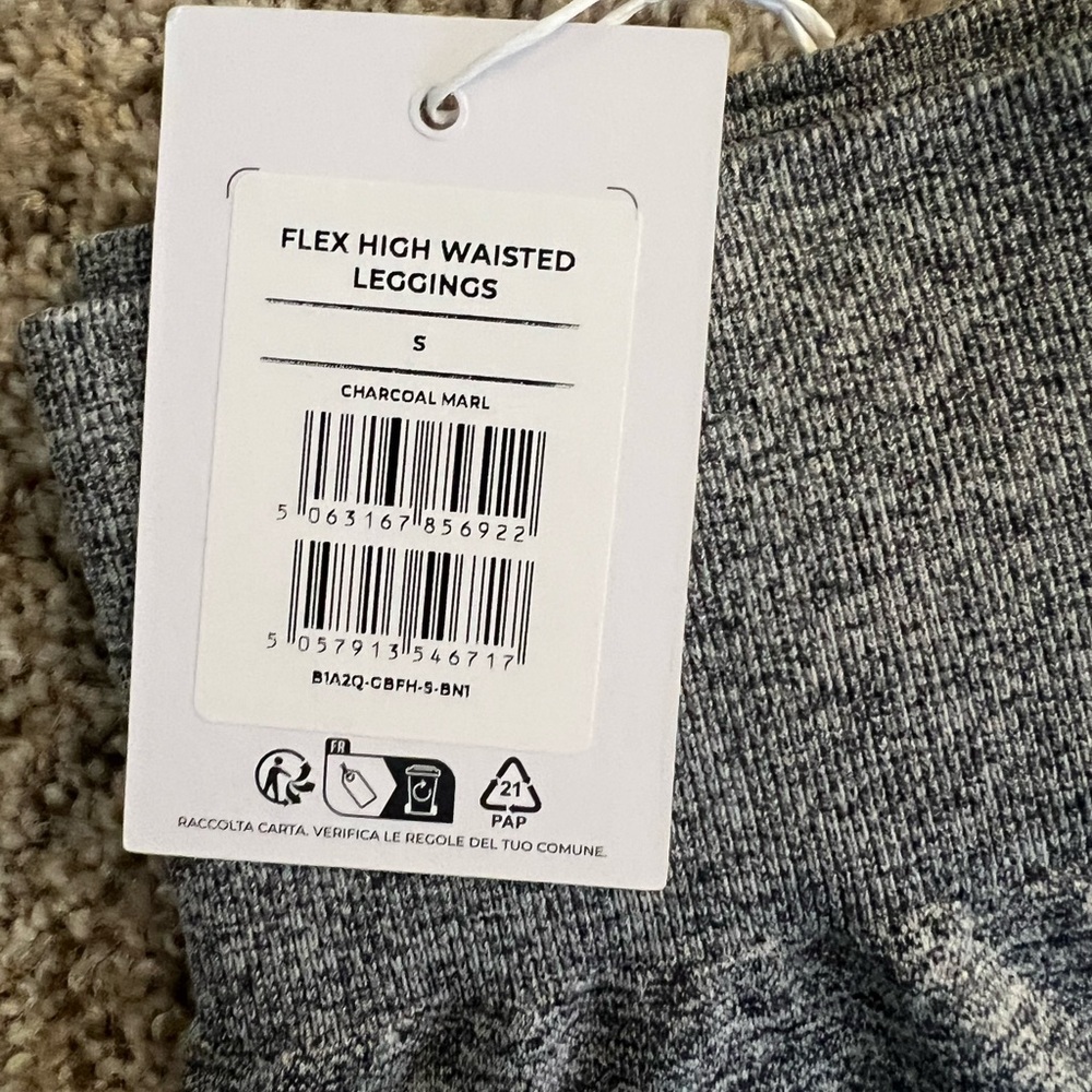 Gymshark Leggings NWT - Picture 2 of 2